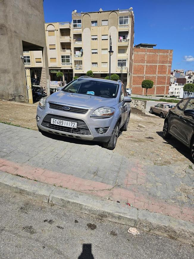 Ford kuga 2012 bon état en vente 
