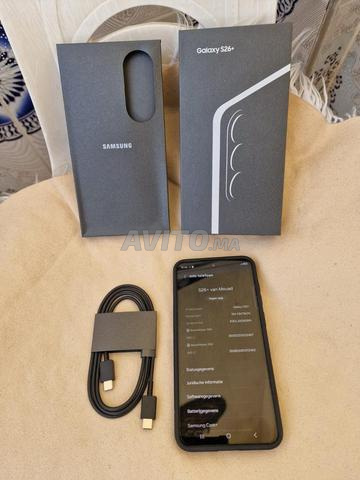 Samsung Galaxy S26 PLUS - 2