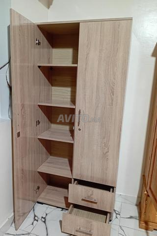 Armoire à vêtements à vendre - 2