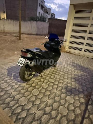 Tmax 500 modèle 2003 mis en circulation 2009 (immatriculation précédente) - 2
