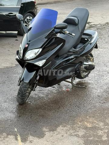 Tmax 500 modèle 2003 mis en circulation 2009 (immatriculation précédente)