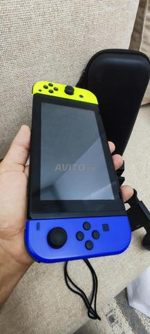 Nintendo switch v2 non flashé 10/10 - 2