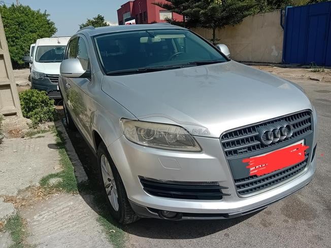 audi Q7 avende motorisation bonne état 
