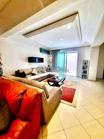 CMN-MA-2363 - Appartement à vendre à Bd Abdelmoumen