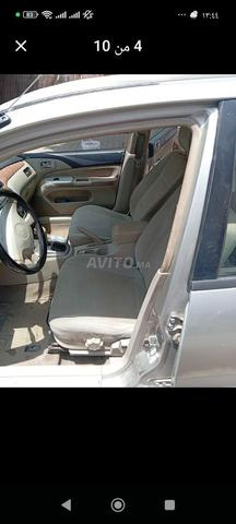 Lancer Mitsubishi - 2