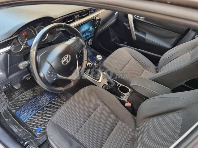 TOYOTA COROLLA 1ÈRE MAIN 126KM - 2