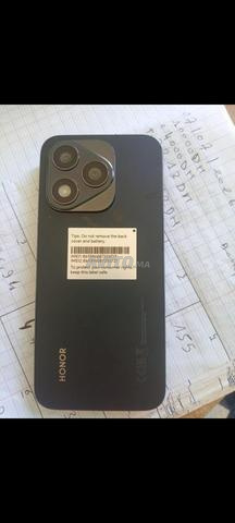 Téléphone très propre, tout neuf - 2