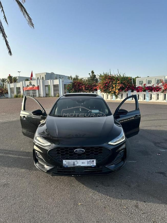 بيع سيارة بي ثمن مناسب 