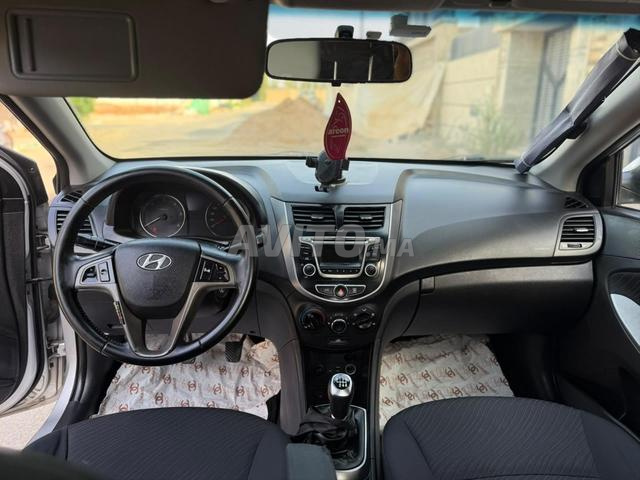 Hyundai Accent Diesel Manuelle 2017 à Salé - 2