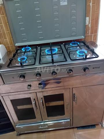 Cuisinière presque neuve - 2