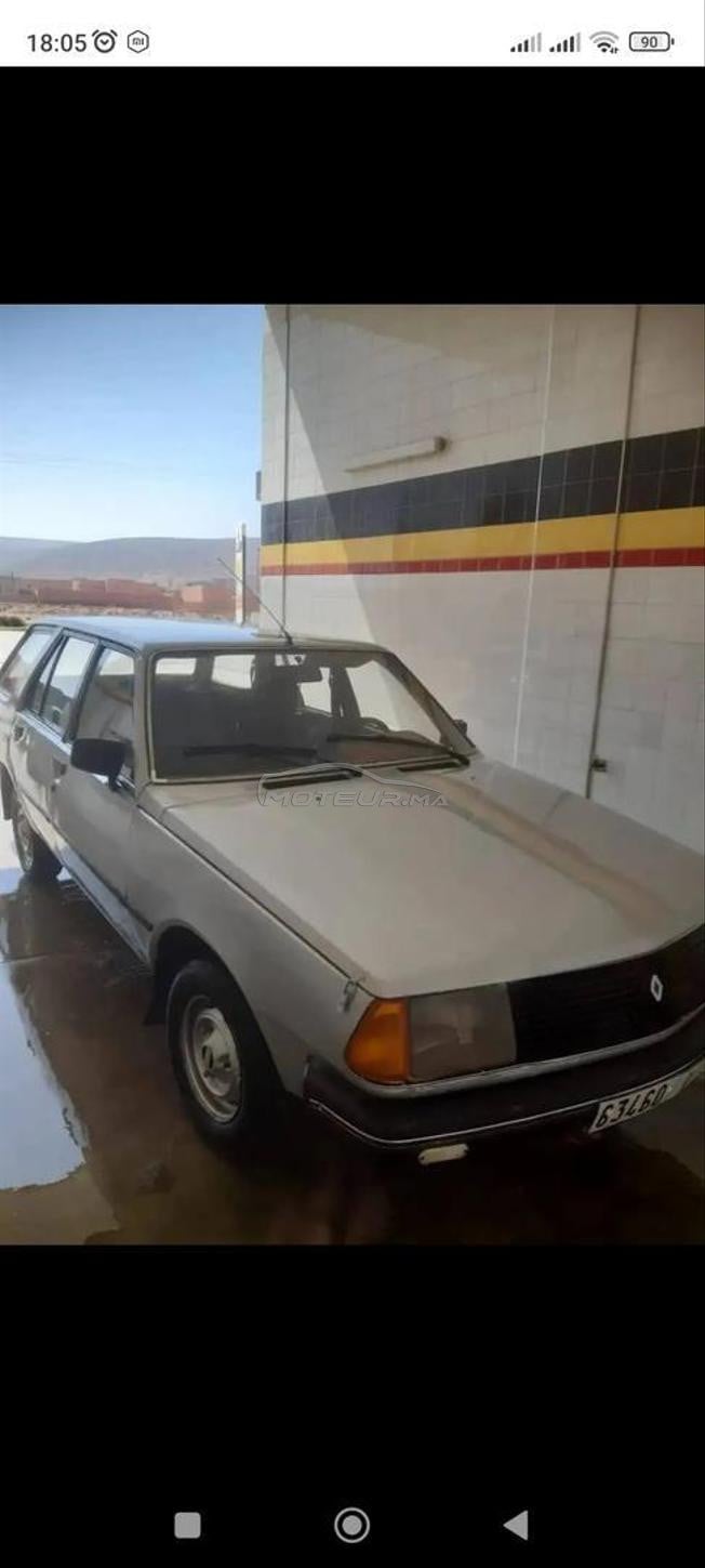رينو آر 18 بنزين يدوي 1982 في تزنيت