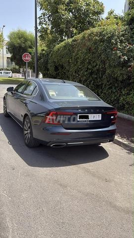 فولفو S60 T8 هايبرد 2022 18,500 كم - 2