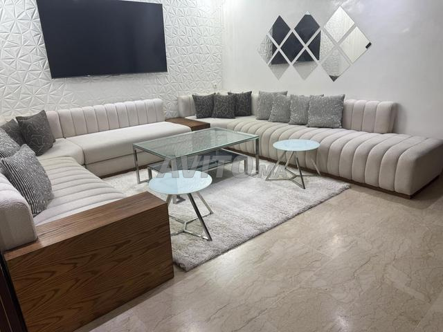 Salon tapissé comme neuf à vendre - 2