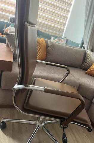 Bureau et chaise IKEA à vendre - 2