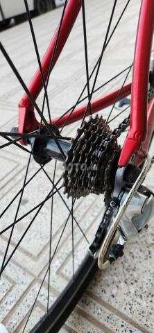 Vélo en aluminium de bonne marque. Specialized - 2