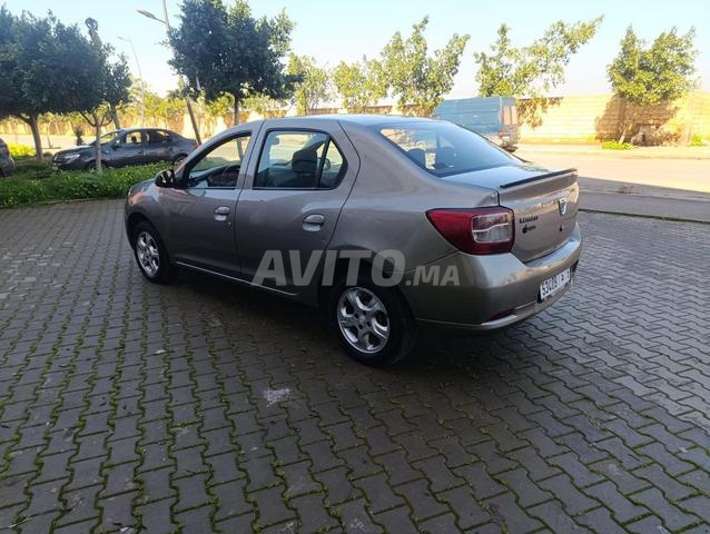 Dacia Logan bon état, première peinture - 2