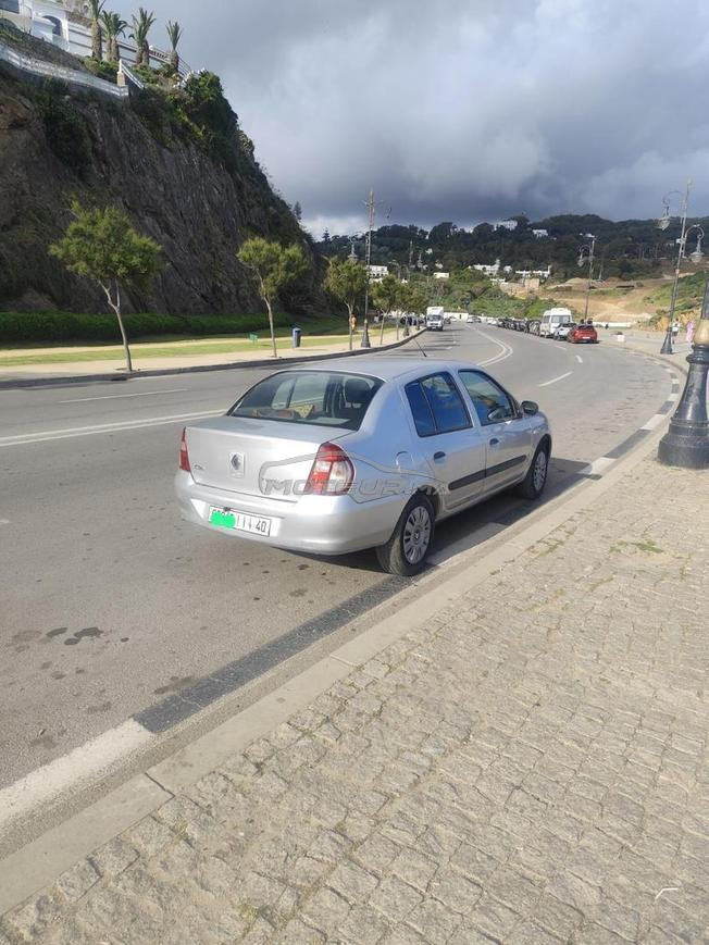 Renault Clio Essence Manuelle 2008 à Tanger
