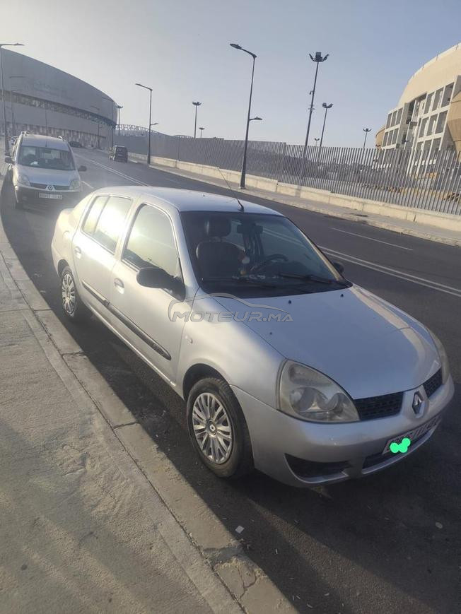 Renault Clio Essence Manuelle 2008 à Tanger