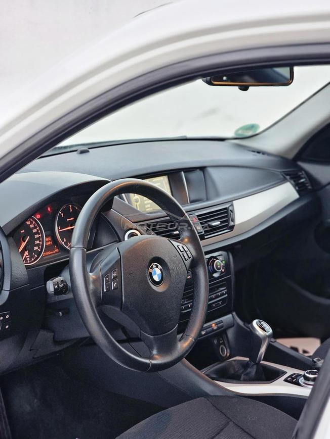 1MÈN BWM X1 