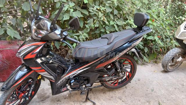Moto Satiou en très bon état - 2