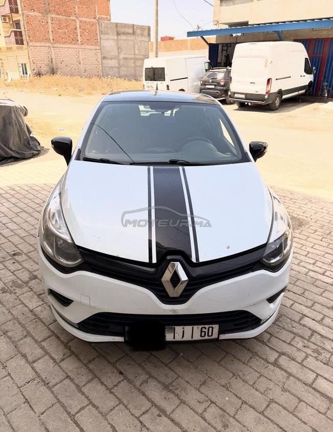 Renault clio 4 model 2020 (déjà location) 