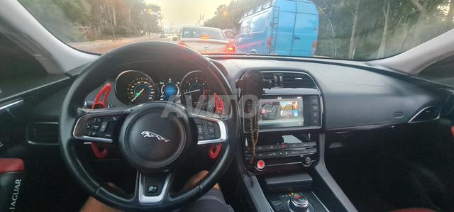 Jaguar F-pace (Rsport 240ch) - 2