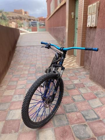 Vélo encore neuf, pour ceux qui le veulent, passez sur WhatsApp, bienvenue