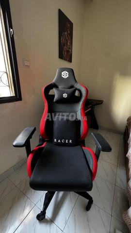 Profitez de cette chaise gamer Racer - 2