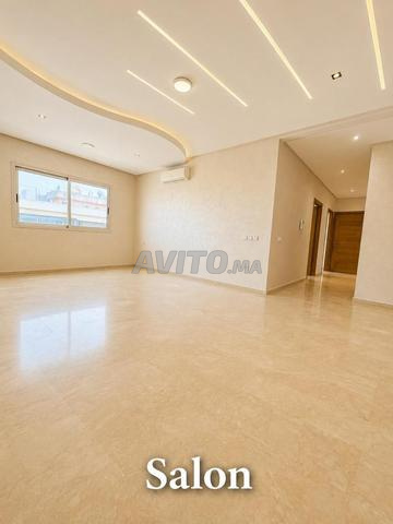 Appartement à vendre 100 m² à Casablanca - 2