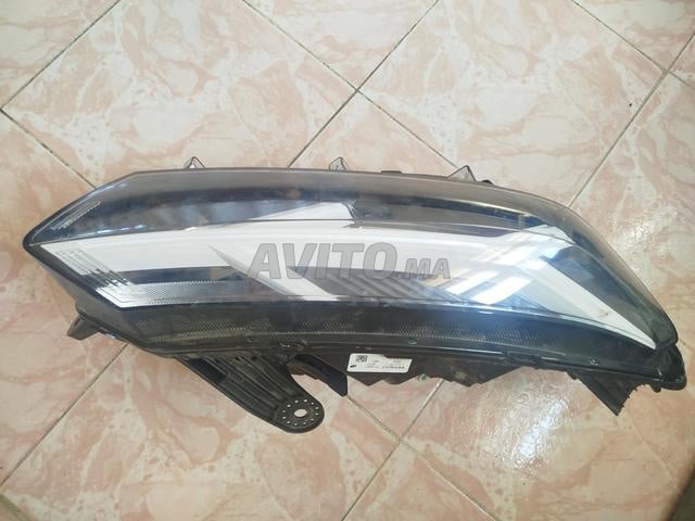 Projecteur avant droit Dacia Stepway 2024 - 2