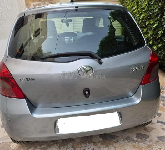 Toyota Yaris 2009 Très Bon État 117k km Seulement - 2