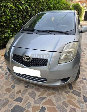 Toyota Yaris 2009 Très Bon État 117k km Seulement