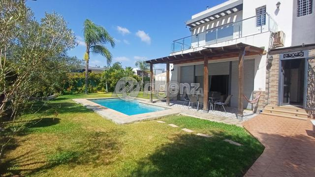 BOU-BO-1097 - Villa à vendre à Bouskoura