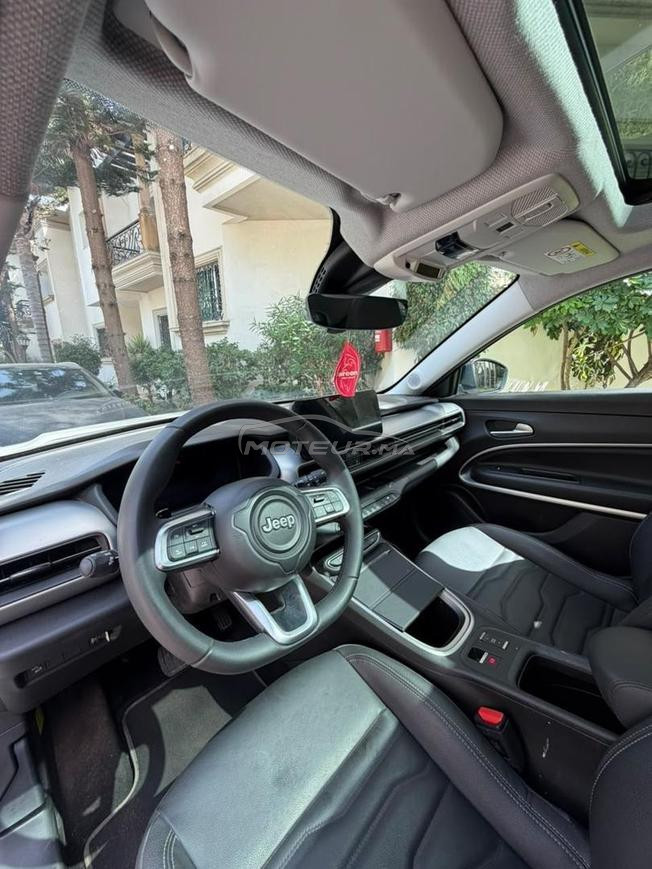 jeep avenger toute option