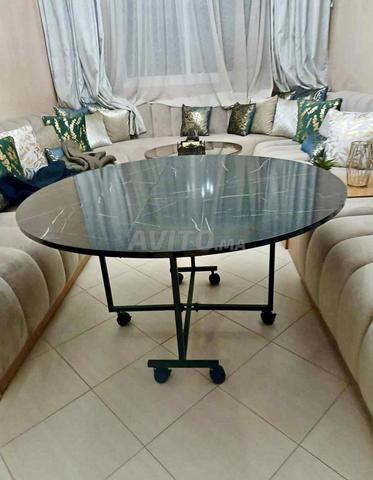Table intelligente pliable - La solution pour les petits appartements - 2