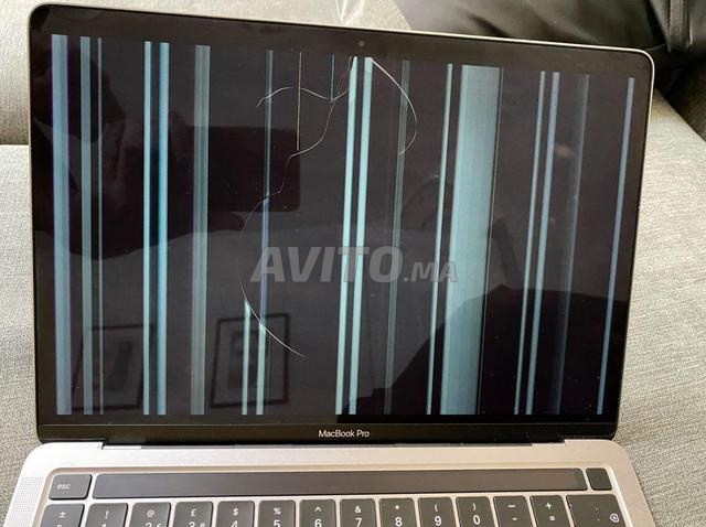 DES ÉCRANS MACBOOK ORIGINAUX - 2