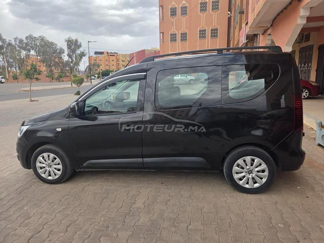 Renault express model 2021 en bon etat 