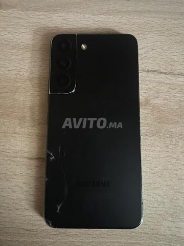 Samsung Galaxy S22 256 Go - 2