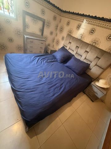 Lit double avec matelas médical presque neuf - 2