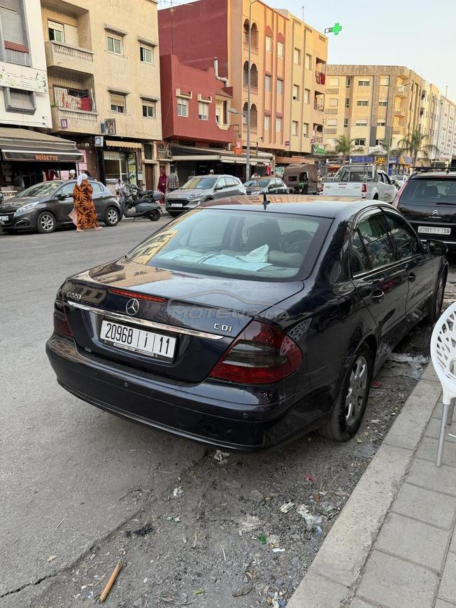 Mercedes E220 modèle 2007