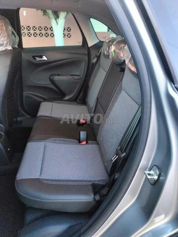 Opel Crossland Diesel Manuelle 2024 à Salé - 2