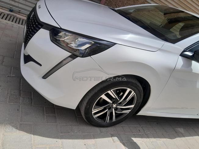 Peugeot 208 hdi diesel 6cv new model particulier