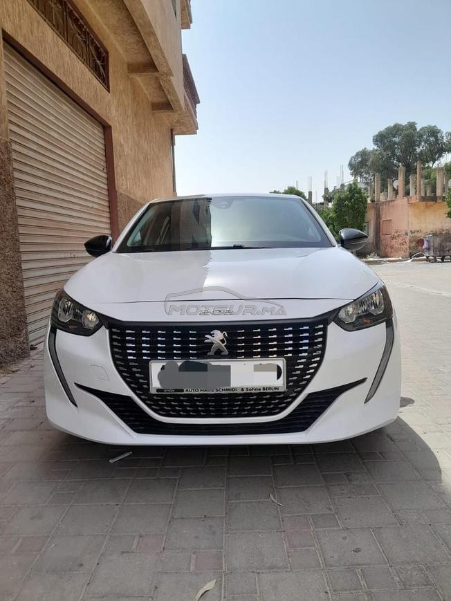 Peugeot 208 hdi diesel 6cv new model particulier
