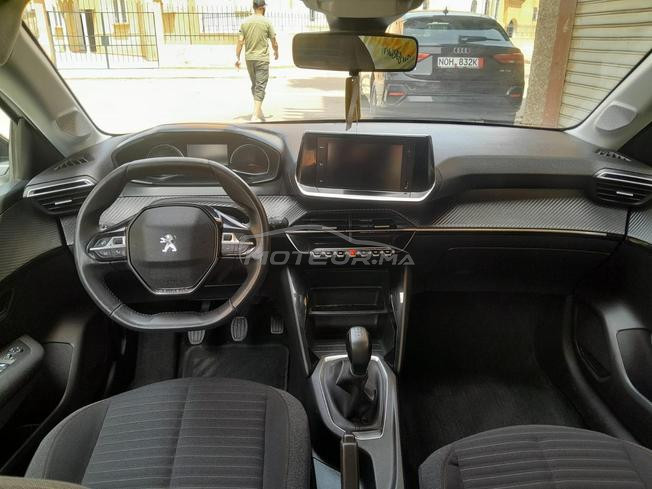 Peugeot 208 hdi diesel 6cv new model particulier