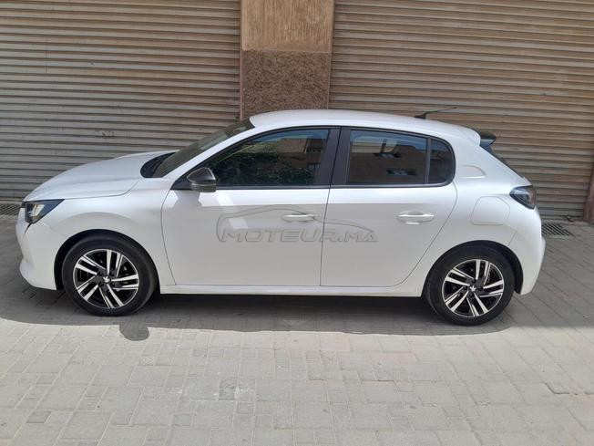 Peugeot 208 hdi diesel 6cv new model particulier