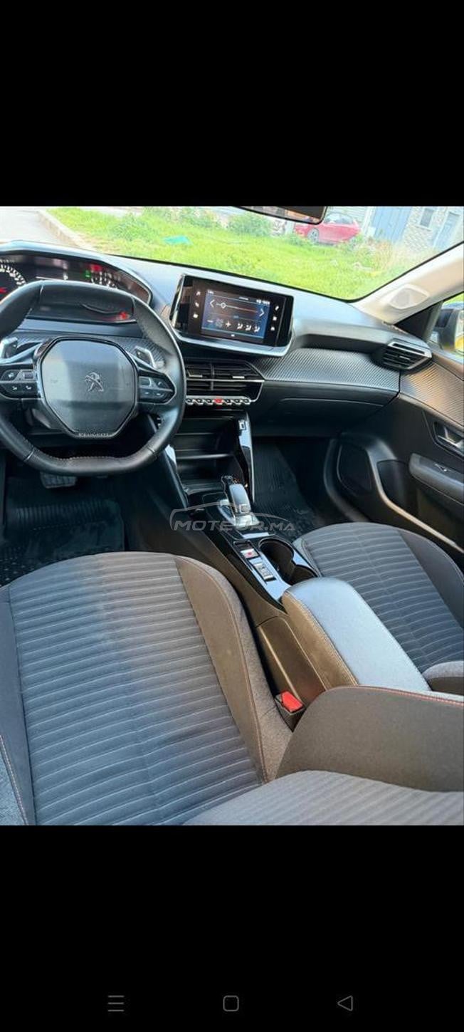 Peugeot 208 automatique allure 6 cv