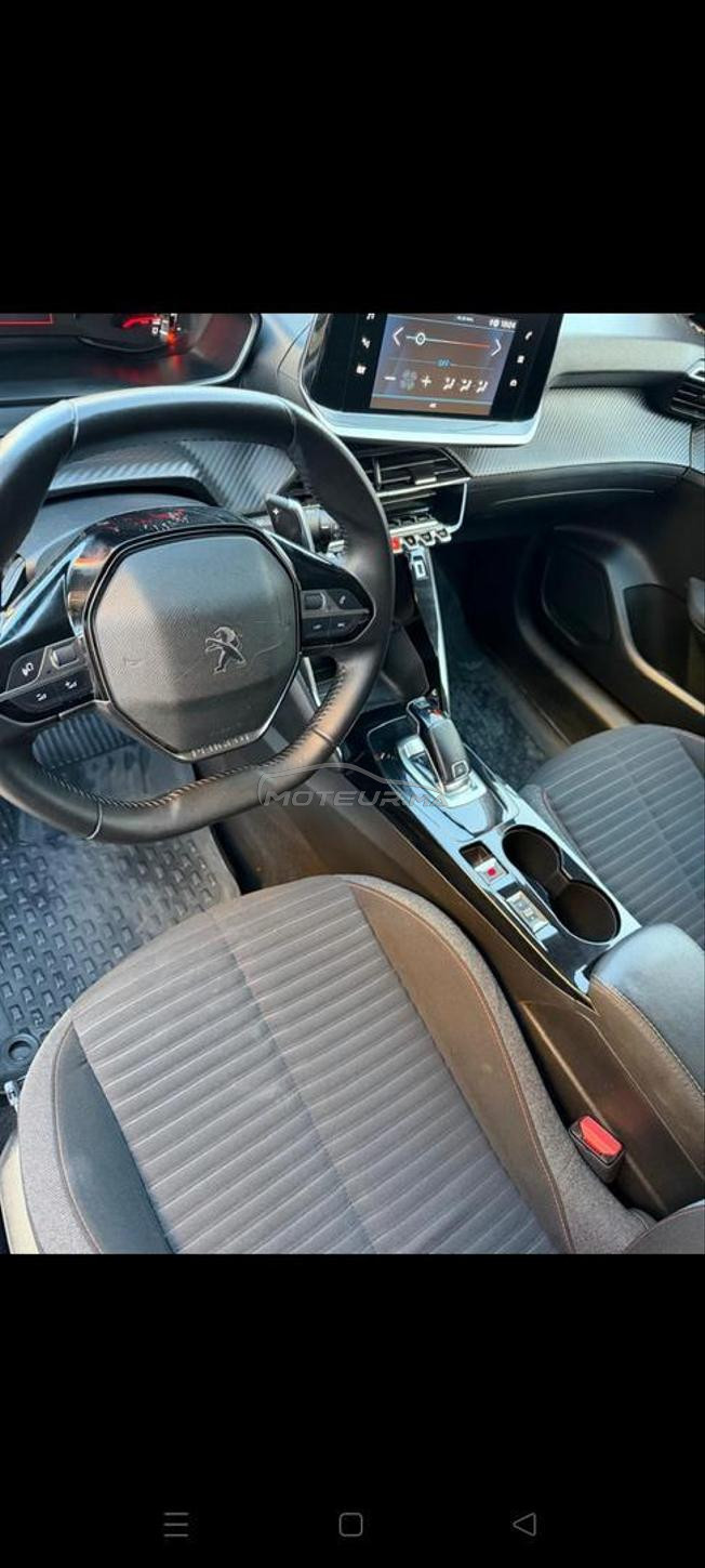 Peugeot 208 automatique allure 6 cv
