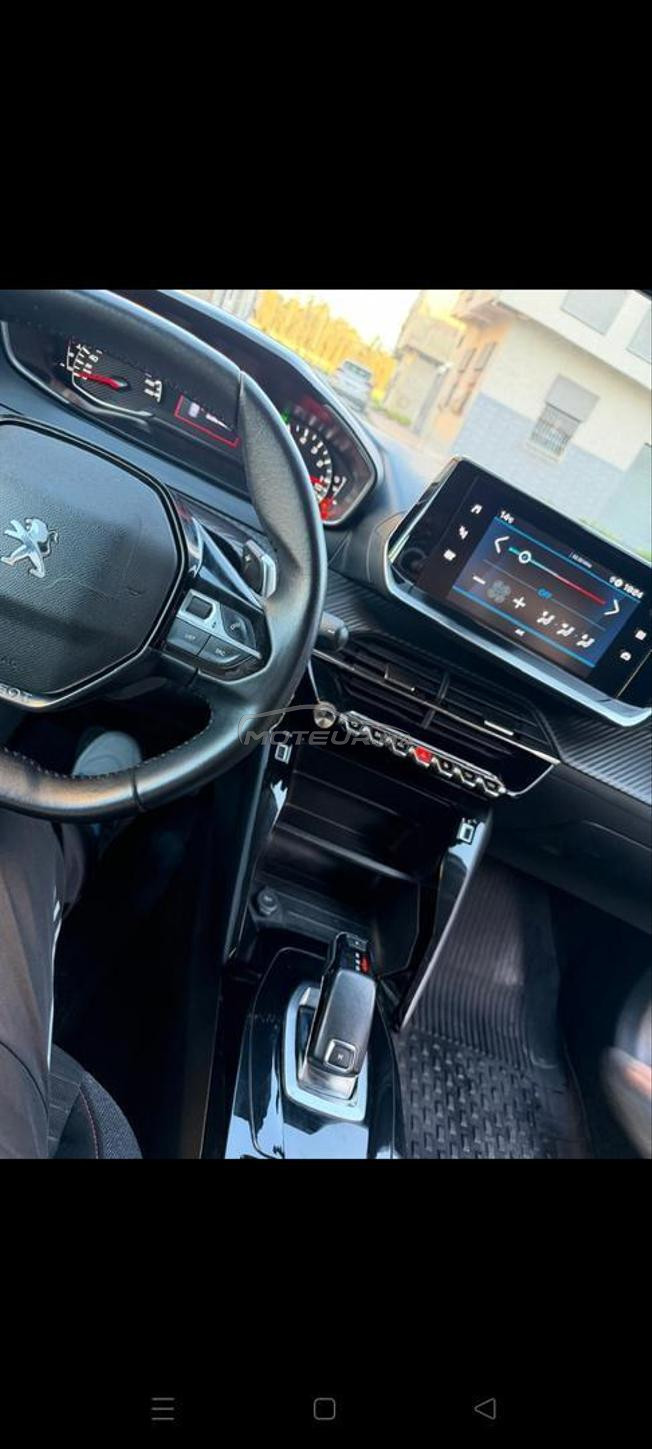 Peugeot 208 automatique allure 6 cv