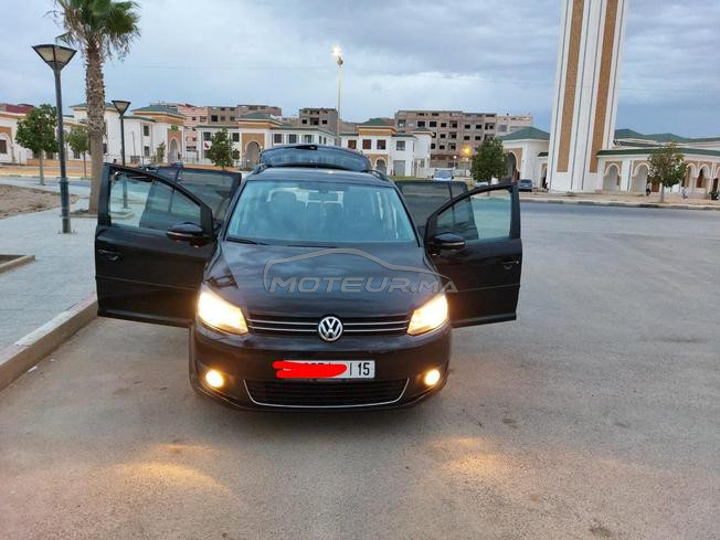 voiture Touran 7places modèle 2013 dédouané 2016