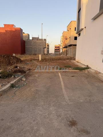 Terrain Titré 2 Façades à Ain Aouda avec parking - 2